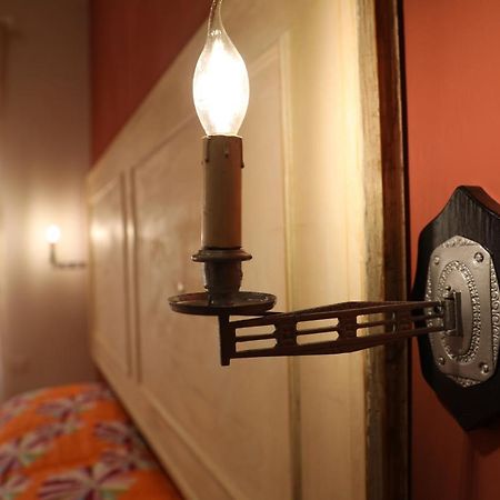 Affittacamere Arte Nei Colori ローマ エクステリア 写真